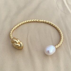 🤗Tory Burch bracelets